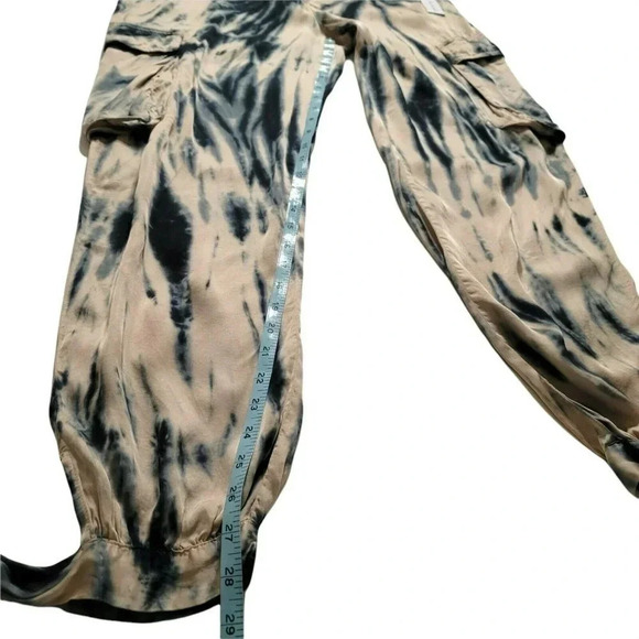 YOUNG FABULOUS & BROKE SIZE L JANELLE ANKLE TIE DYE CARGO POCKETS PANTS Women’s - Picture 8 of 12
